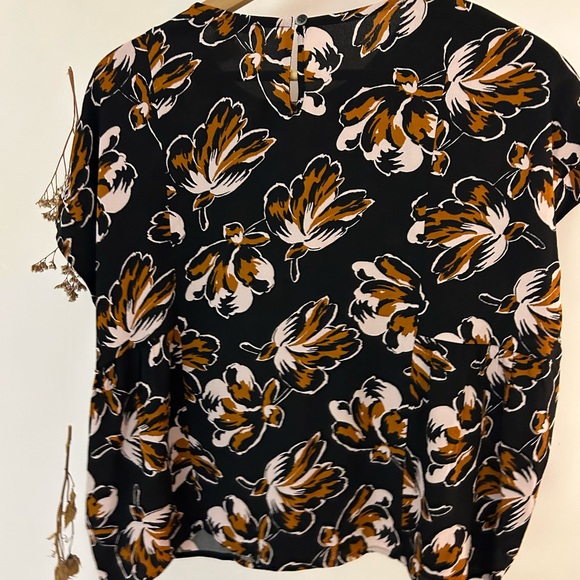 Madewell nwot Cuffed-Sleeve Shirred Top in Duskblossom - Picture 5 of 5